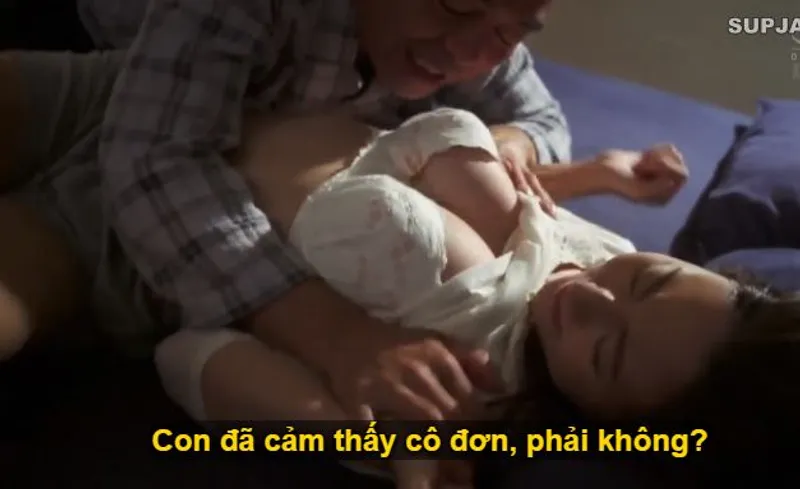 Nhìn con trai mải mê lao đầu vào việc khiến bạn gái của nó cô quạnh, ông bố chồng liều lĩnh đè ra quan hệ với con dâu.